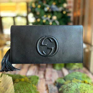 GUCCI Black Soho Clutch